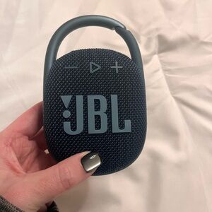 JBL Clip Bluetooth Speaker - Dark Gray